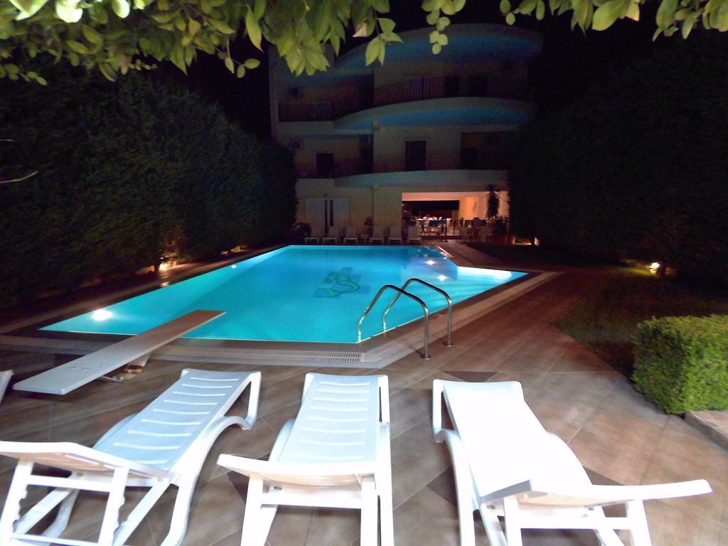 Diamond Apartments Agios Konstantinos  Exterior photo
